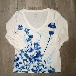 Talbots white and blue floral print top with 3/4 sleeves